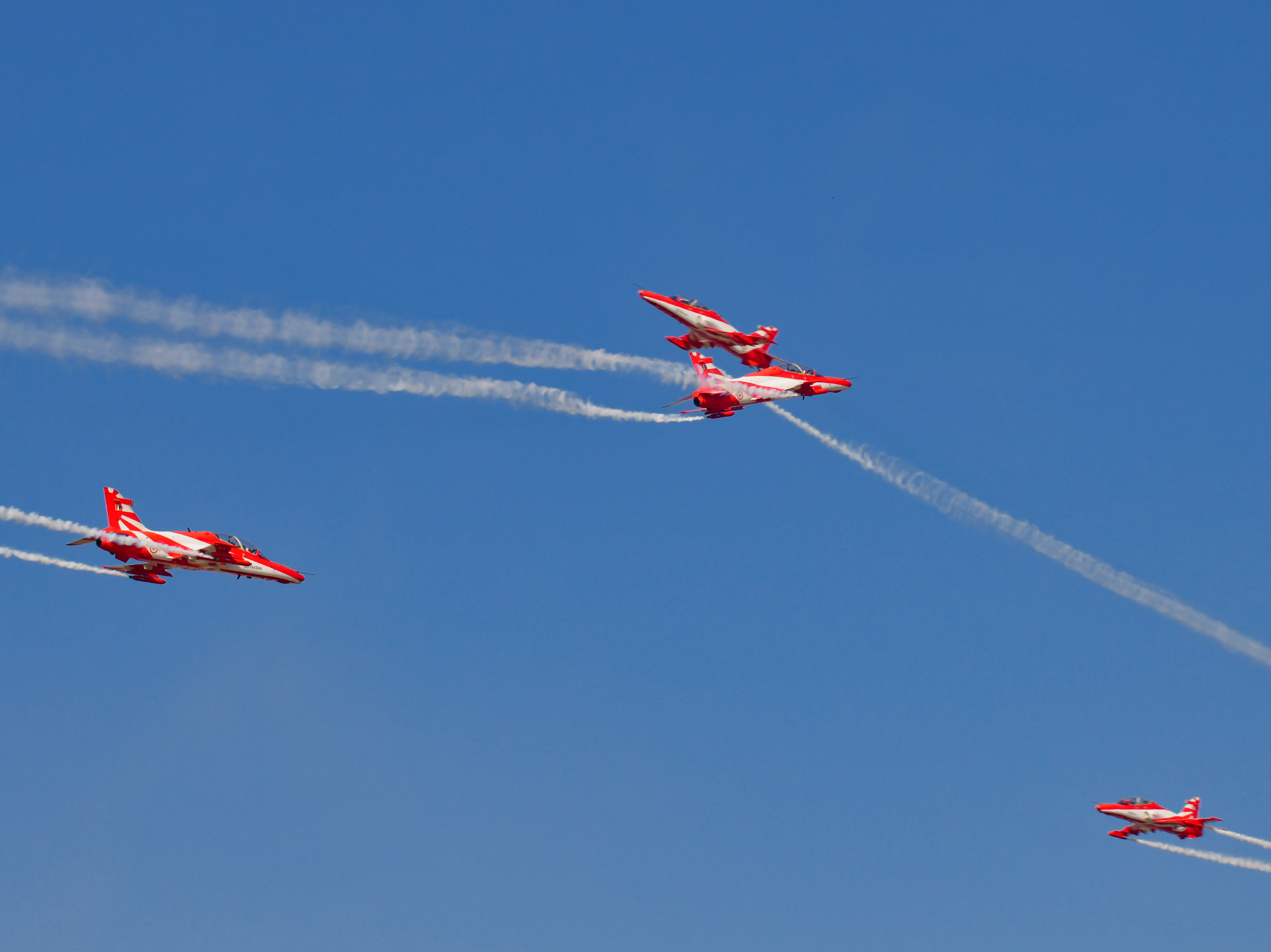 Logo design for the brand Redo on green gradient background