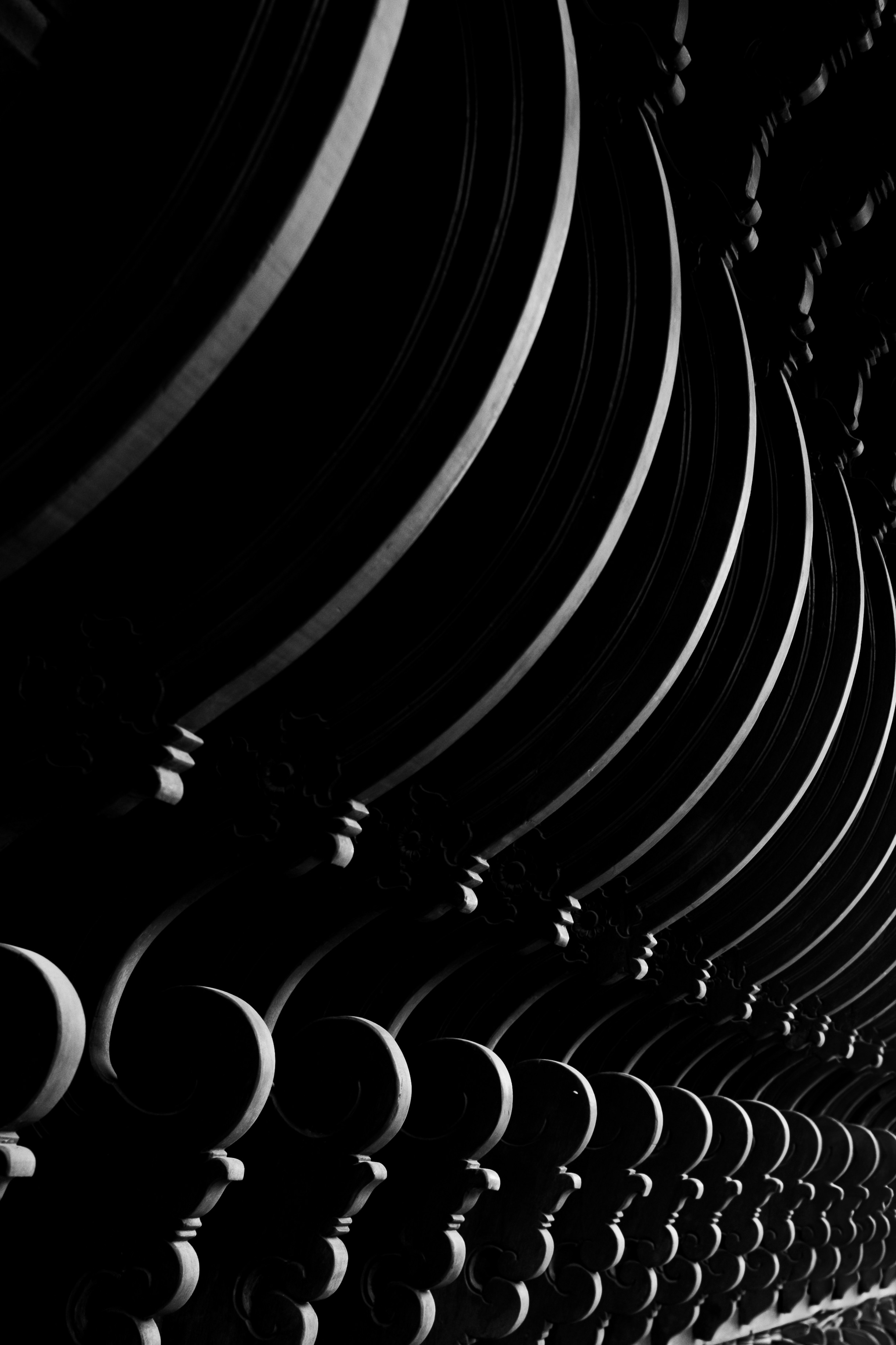 Logo design for the brand Redo on green gradient background